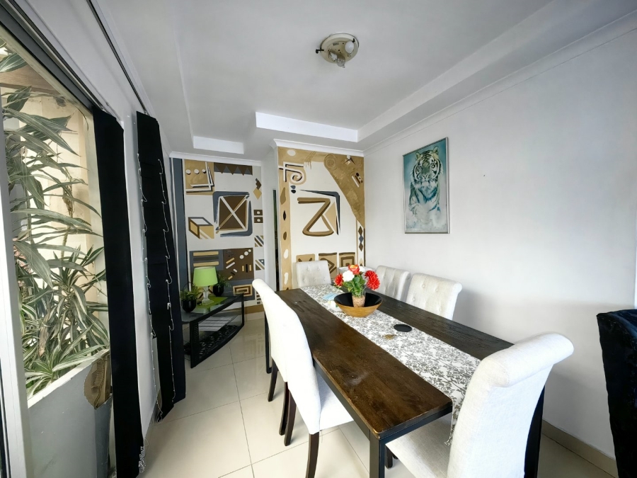 To Let 2 Bedroom Property for Rent in Lavender Hill Western Cape